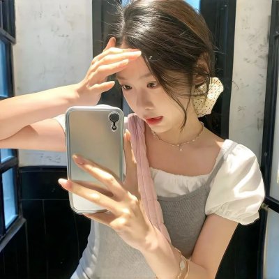 麻烦中的女人 海报